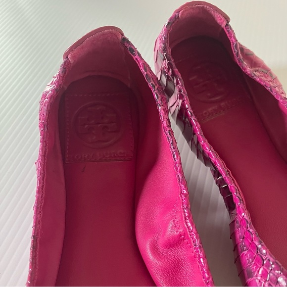 Tory Burch Snake print Leather Pink Ballet Flats size 8 - Picture 2 of 10